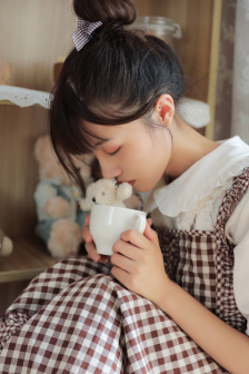 18岁女RAPPERDISSSUBS大豆